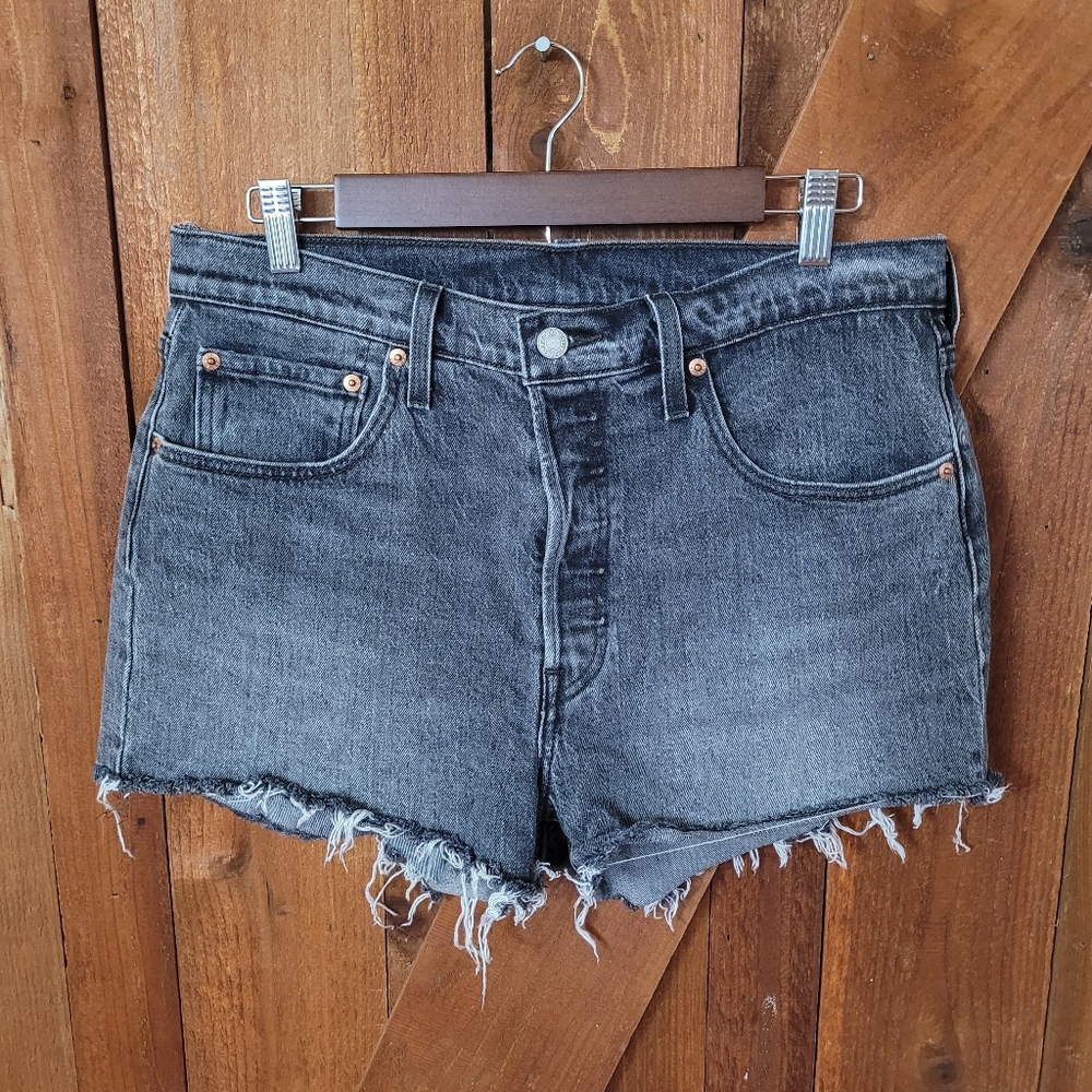 Levi's Women's Size 31 Distressed Black 501 Denim Button Fly with Raw Hem